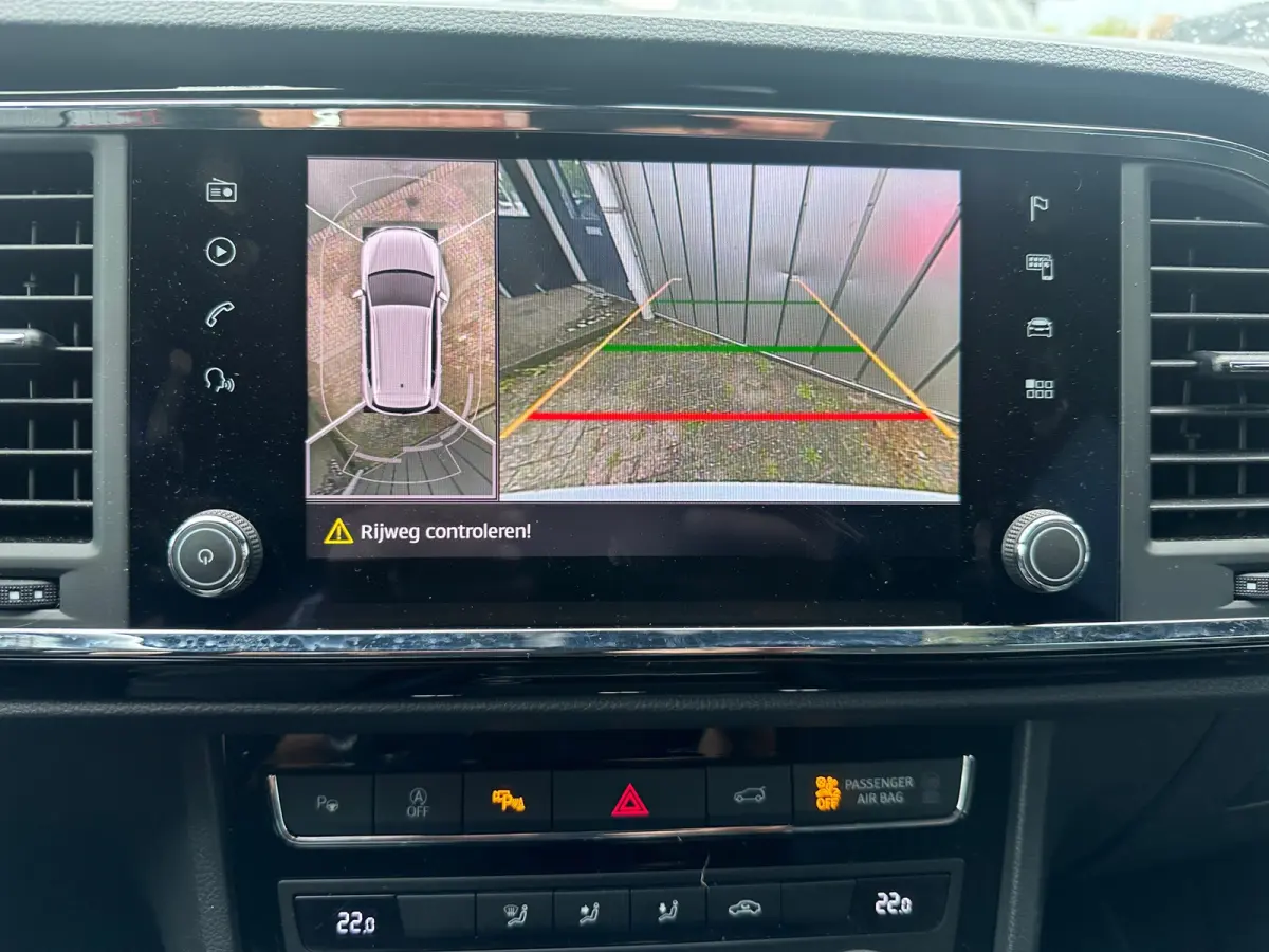 1.5 TSI FR Bus excl bpm btw ALCANTARA TREKHAAK DEALER OND EERSTE EIGENAAR
