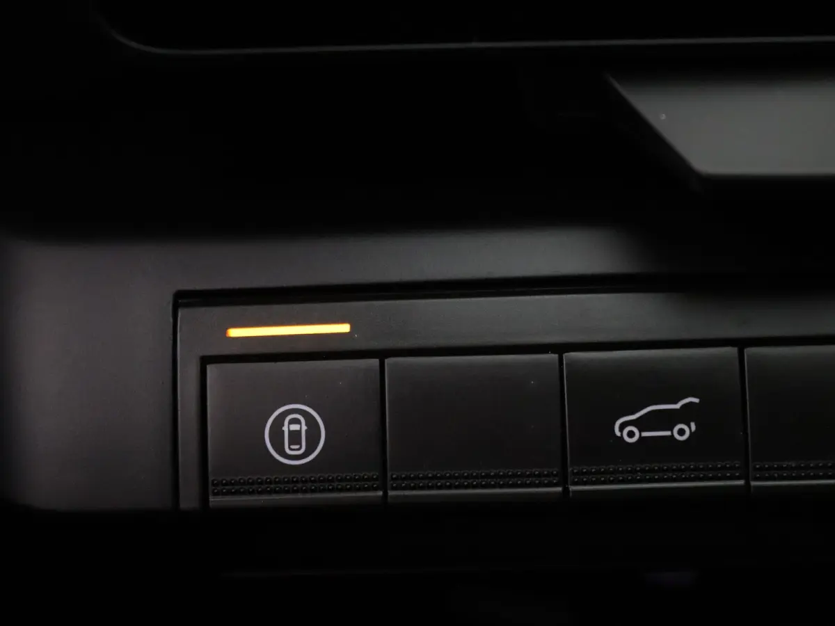 EV87 long range esprit Alpine Apple Carplay/Android Auto | Climate