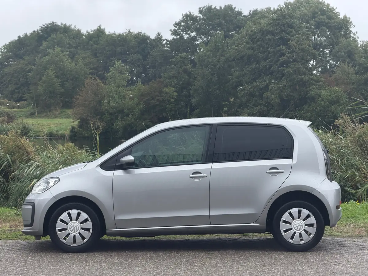 Up! 1.0 BMT Move Up! - Dark Silver - 2017 - Airco/Bluetooth - Compact & Zuinig