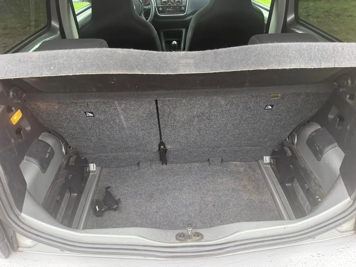 Up! 1.0 BMT Move Up! - Dark Silver - 2017 - Airco/Bluetooth - Compact & Zuinig