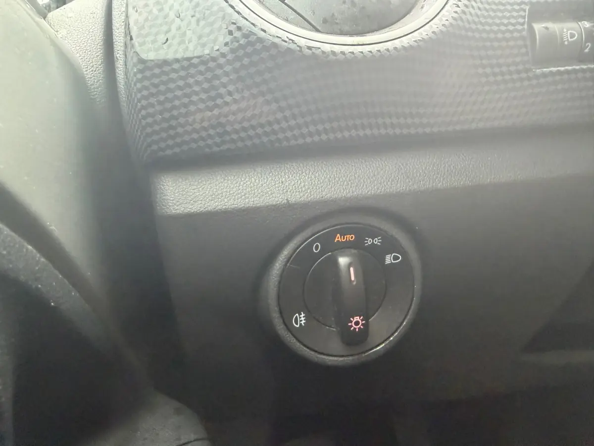 Up! 1.0 BMT Move Up! - Dark Silver - 2017 - Airco/Bluetooth - Compact & Zuinig