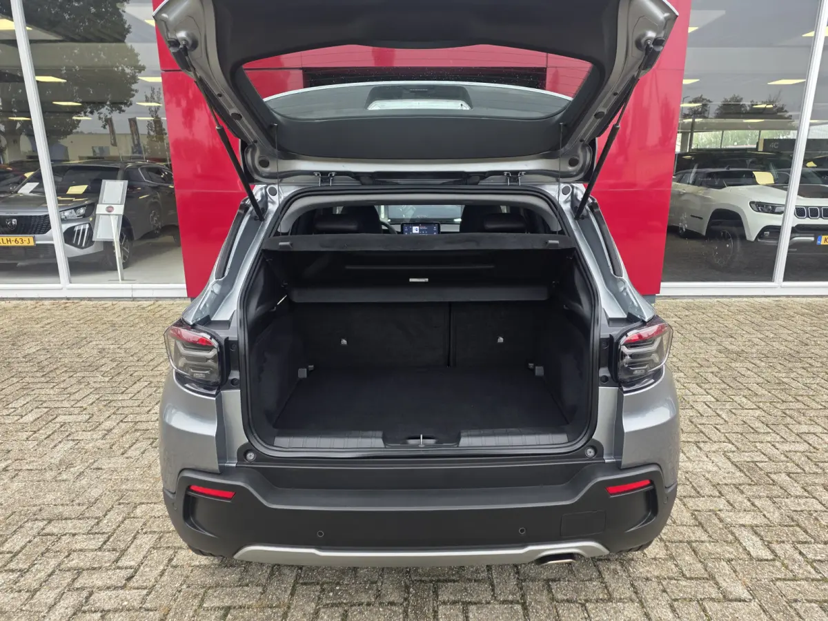 1.2 Altitude | Winterpakket | Parkeersensoren v + a | Apple/Android CarPlay