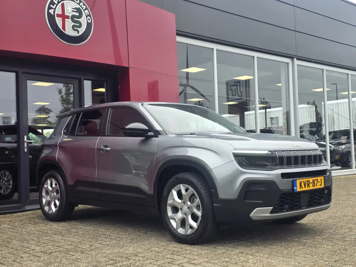 1.2 Altitude | Winterpakket | Parkeersensoren v + a | Apple/Android CarPlay