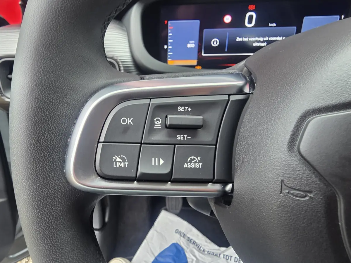 1.2 Altitude | Winterpakket | Parkeersensoren v + a | Apple/Android CarPlay