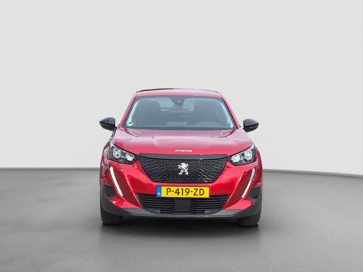 1.2 PureTech Active Pack Trekhaak | Camera | Stoelverwarming | Full map navigatie | Carplay/android auto | Climate control |