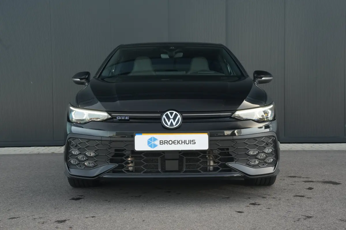 272pk 1.5 eHybrid GTE | Lederen Bekleding | Camera | Trekhaak | Adaptive Cruise | Elektrisch Panoramadak | Head-up Display | Stoelventilatie |