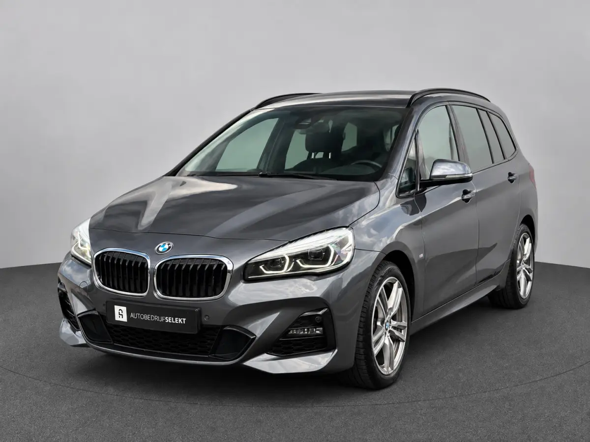 218i 7 persoons | M-Sport | LED | Memory | Navi | Stoelverwarming | Elektr. achterklep