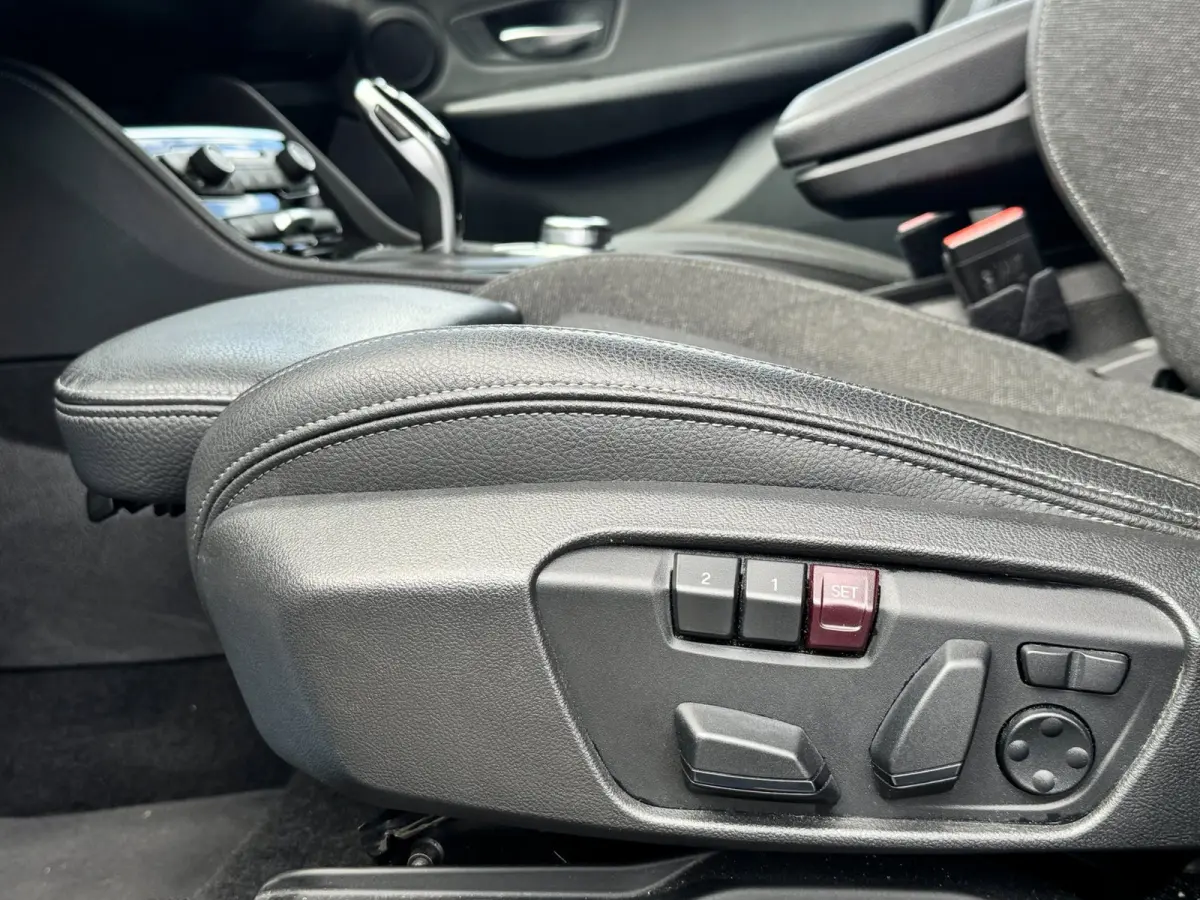 218i 7 persoons | M-Sport | LED | Memory | Navi | Stoelverwarming | Elektr. achterklep