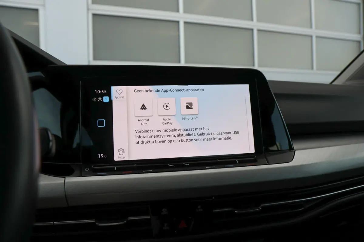 1.0 eTSI 110pk DSG Life | Navigatie | App Connect | Parkeersensoren | All-Season Banden