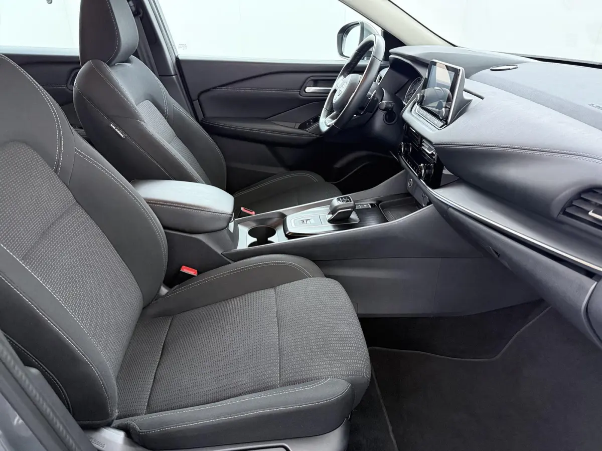 1.3 MHEV Xtronic Acenta | AUTOMAAT | Trekhaak |