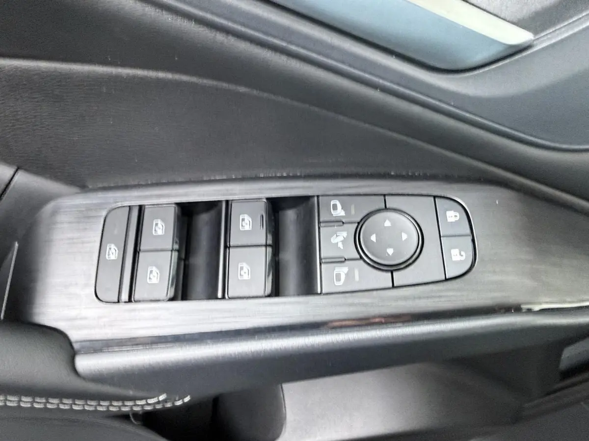 1.3 MHEV Xtronic Acenta | AUTOMAAT | Trekhaak |
