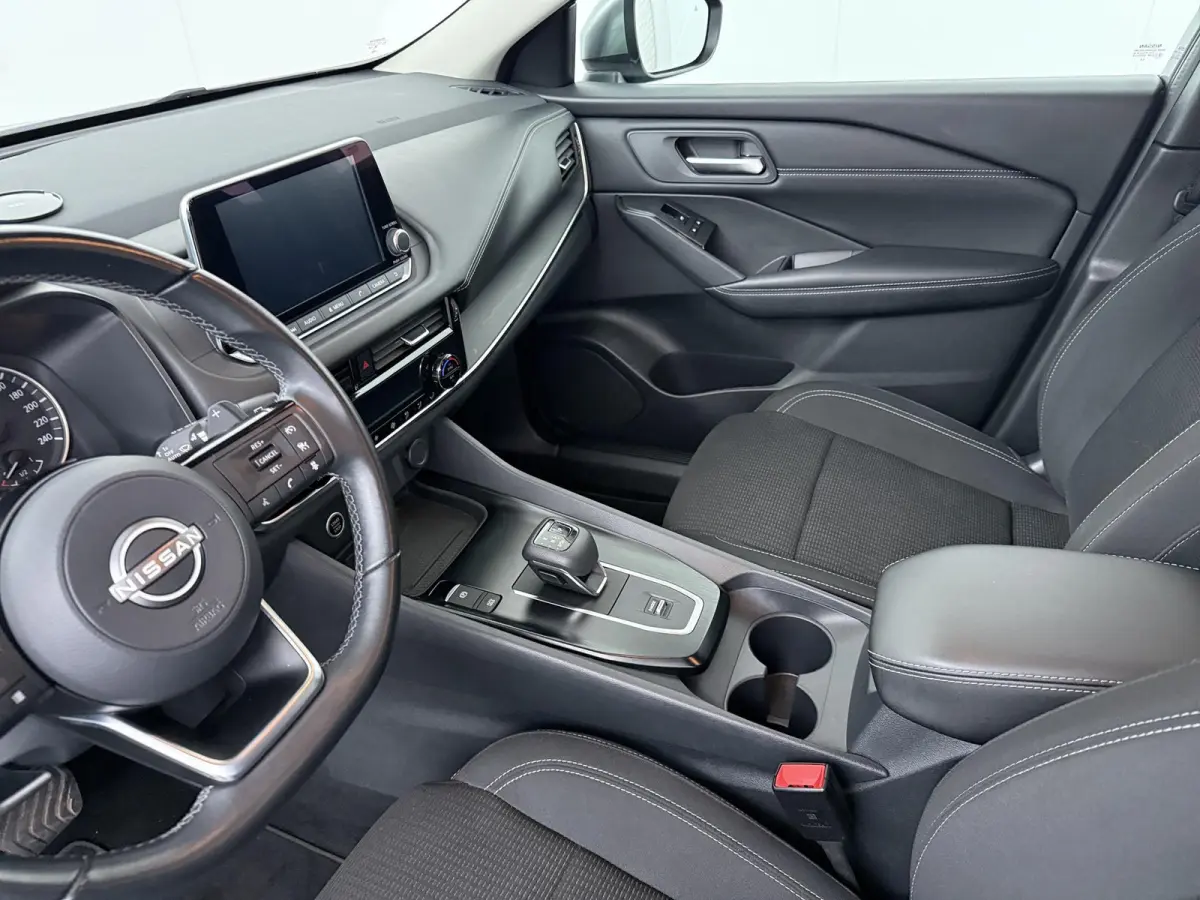 1.3 MHEV Xtronic Acenta | AUTOMAAT | Trekhaak |