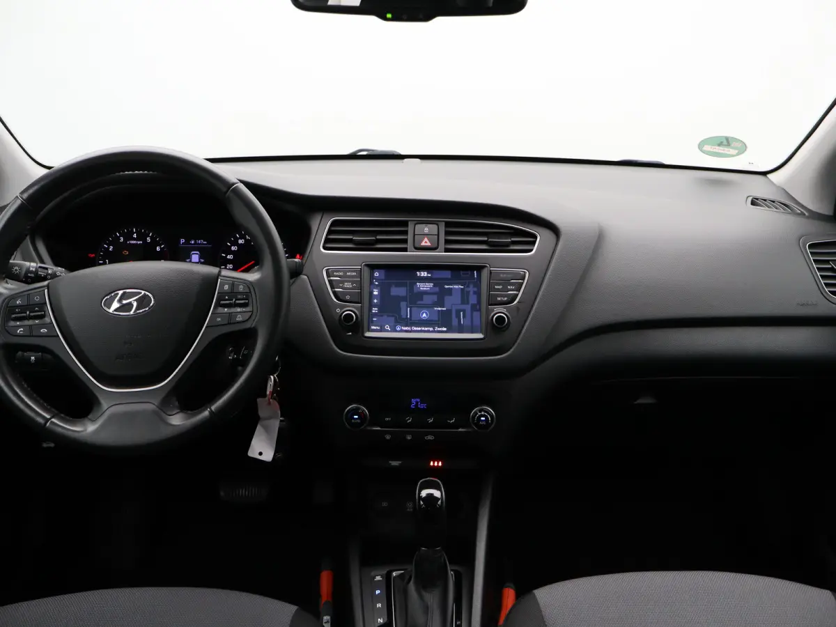 1.0 T-GDI Comfort | Automaat | Stoelverwarming voor | Navigatie | Airco | | Achteruitrijcamera | Achteruitrijcamera standaard | Airco (automatisch)