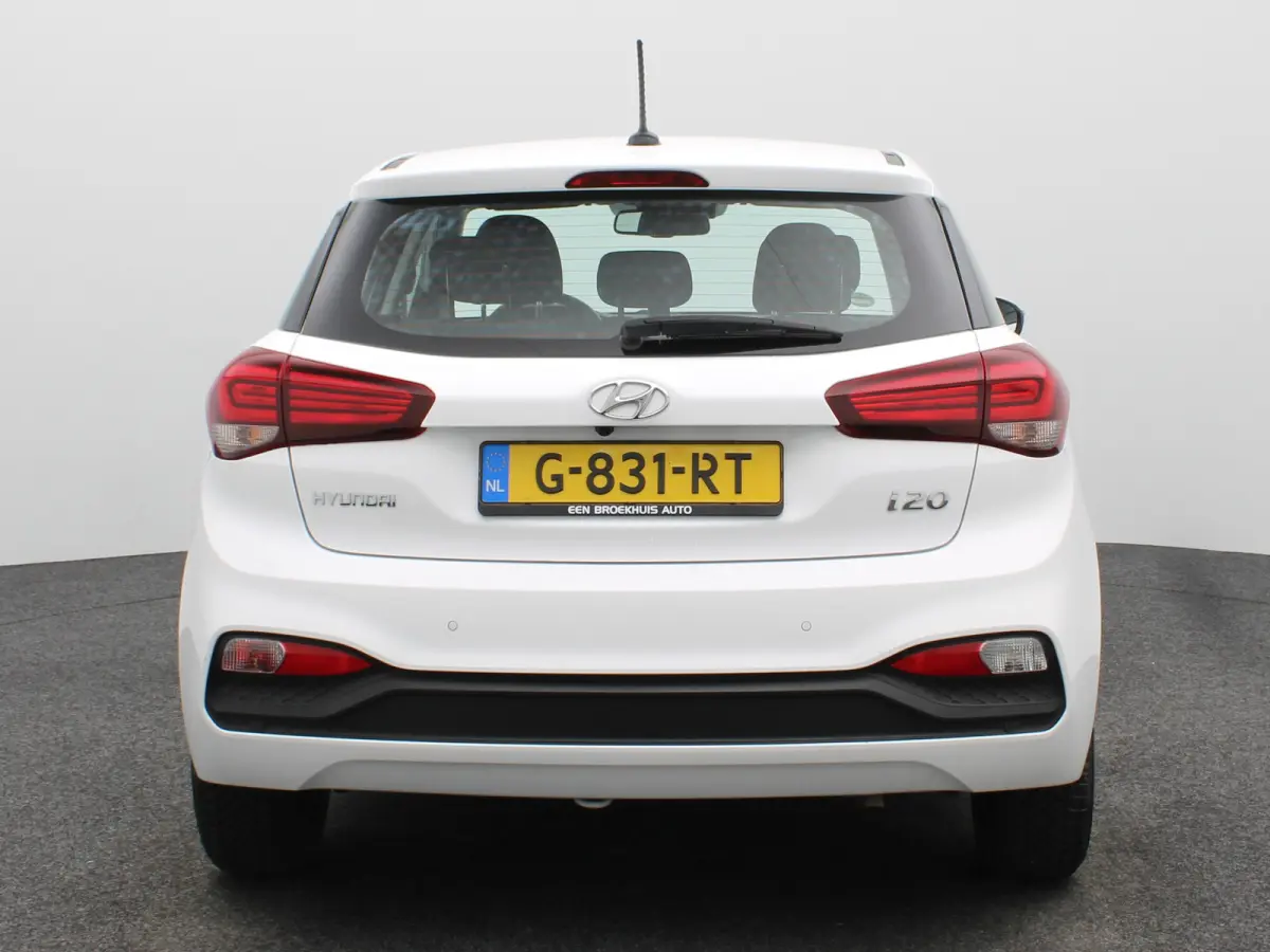 1.0 T-GDI Comfort | Automaat | Stoelverwarming voor | Navigatie | Airco | | Achteruitrijcamera | Achteruitrijcamera standaard | Airco (automatisch)