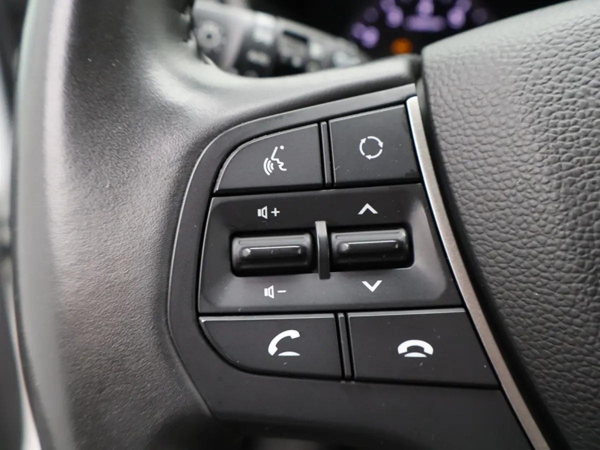 1.0 T-GDI Comfort | Automaat | Stoelverwarming voor | Navigatie | Airco | | Achteruitrijcamera | Achteruitrijcamera standaard | Airco (automatisch)