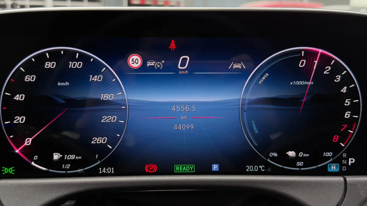 313pk 300e AMG Line | AMG-Styling | 360 Camera | Burmeister Audio | Stoelventilatie | Adaptive Cruise met Stuurhulp | Elektrisch panoramadak | Leder |