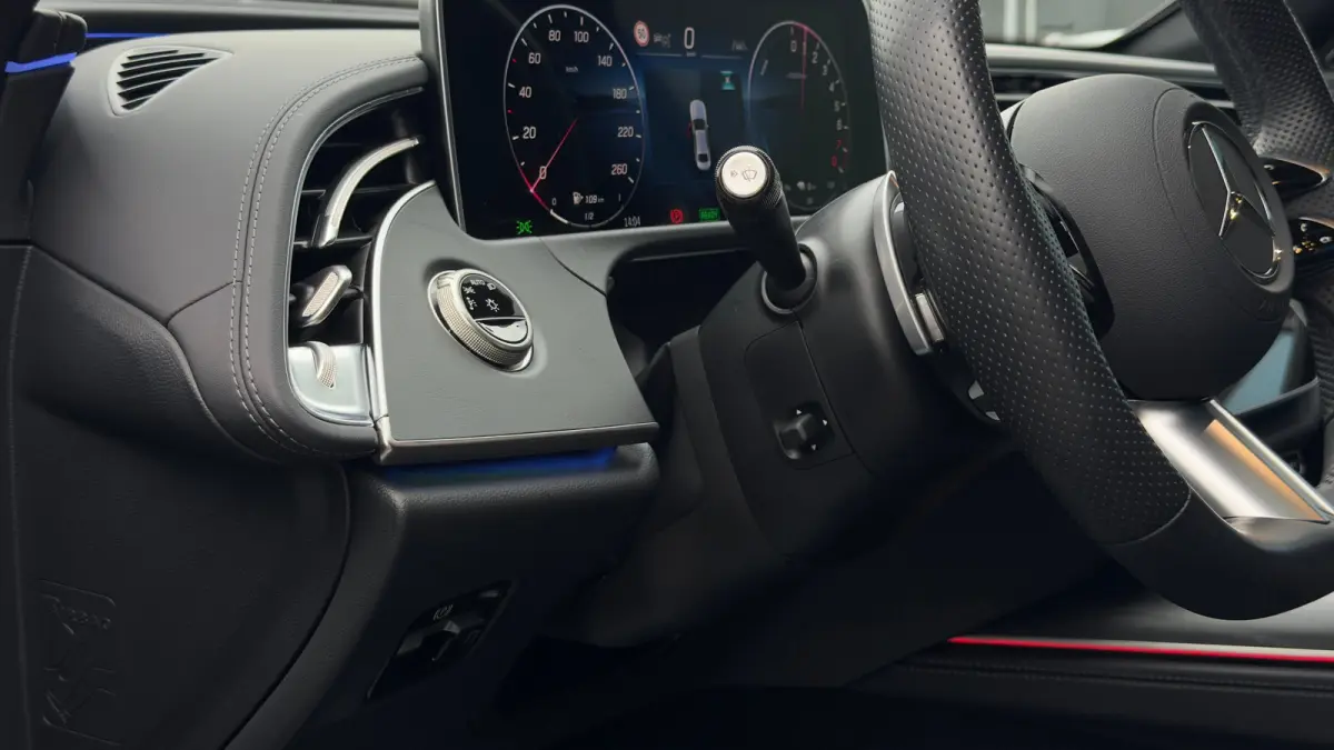 313pk 300e AMG Line | AMG-Styling | 360 Camera | Burmeister Audio | Stoelventilatie | Adaptive Cruise met Stuurhulp | Elektrisch panoramadak | Leder |