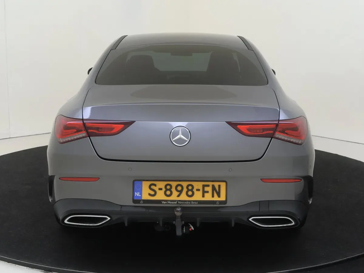 250 e AMG Line / Stoelverwarming / Trekhaak / Achteruitrijcamera /
