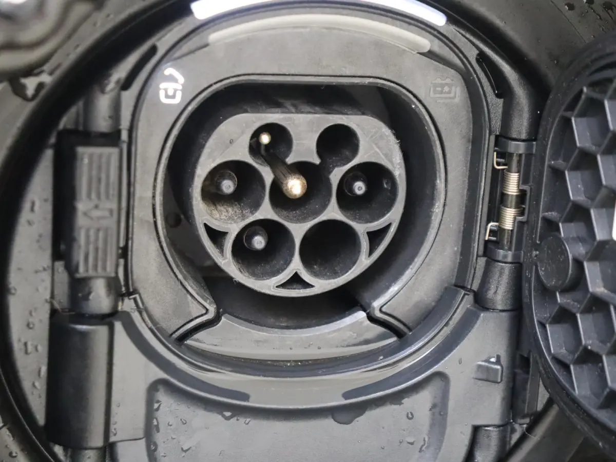250 e AMG Line / Stoelverwarming / Trekhaak / Achteruitrijcamera /