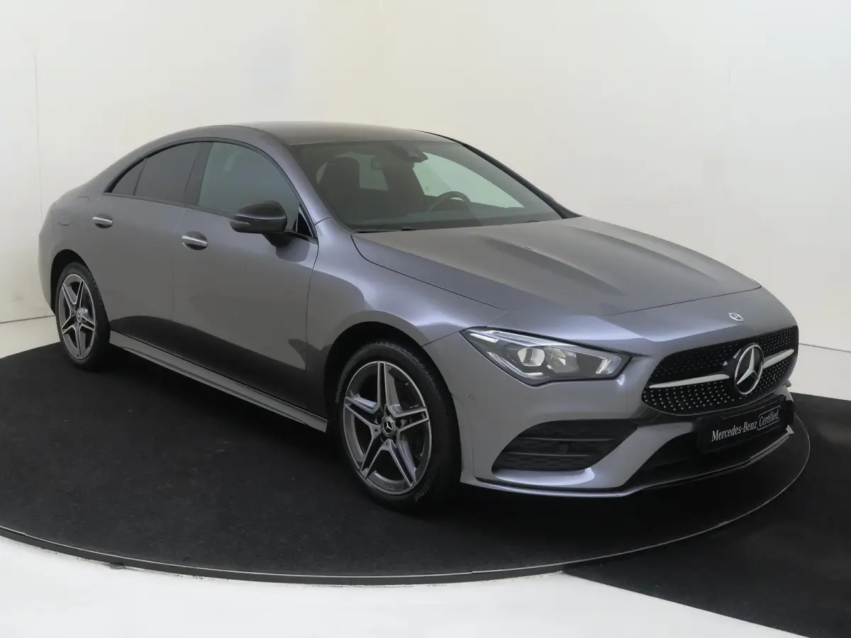 250 e AMG Line / Stoelverwarming / Trekhaak / Achteruitrijcamera /