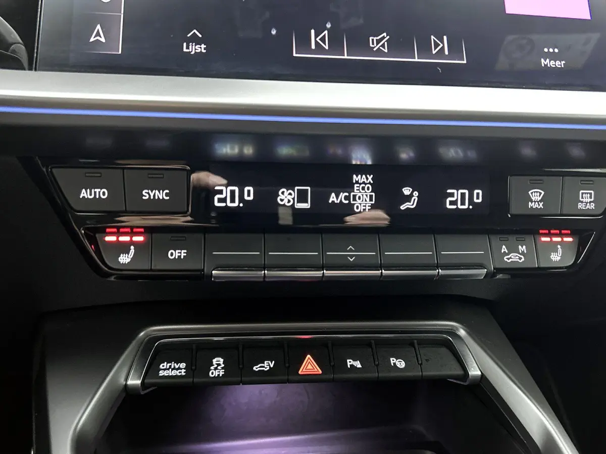 45 TFSI e S edition Competition | Automaat | Apple Carplay / Android Auto | Elektrisch Verstelbare Bestuurdersstoel | Massage | Sfeerverlichting | Elektrische Achterklep | Stoelverwarming | 
