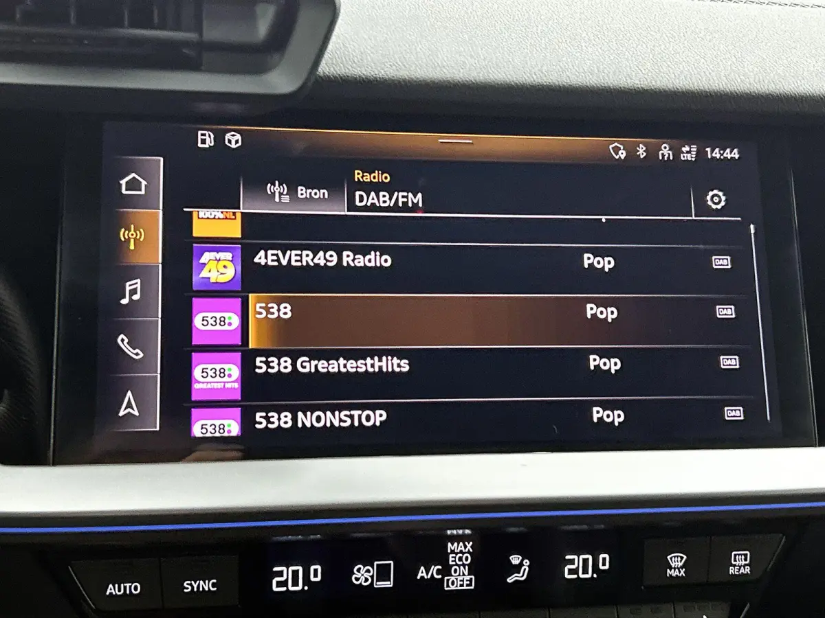 45 TFSI e S edition Competition | Automaat | Apple Carplay / Android Auto | Elektrisch Verstelbare Bestuurdersstoel | Massage | Sfeerverlichting | Elektrische Achterklep | Stoelverwarming | 