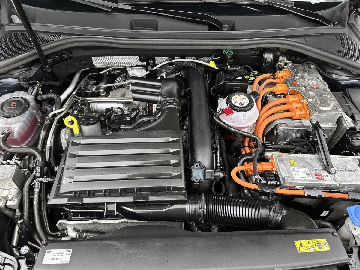 45 TFSI e S edition Competition | Automaat | Apple Carplay / Android Auto | Elektrisch Verstelbare Bestuurdersstoel | Massage | Sfeerverlichting | Elektrische Achterklep | Stoelverwarming | 