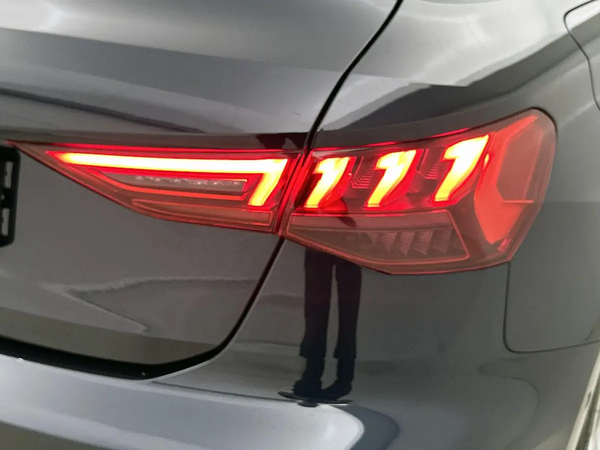 45 TFSI e S edition Competition | Automaat | Apple Carplay / Android Auto | Elektrisch Verstelbare Bestuurdersstoel | Massage | Sfeerverlichting | Elektrische Achterklep | Stoelverwarming | 