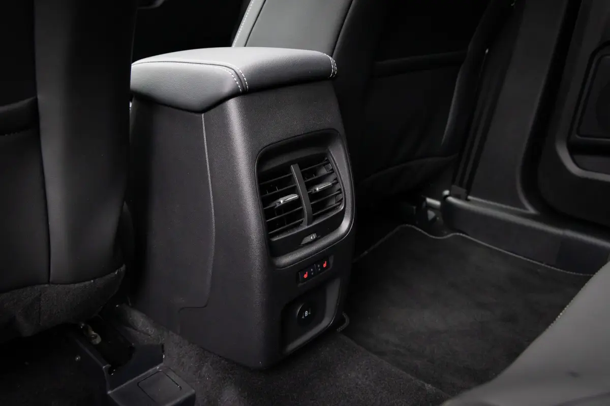 2.5 PHEV Active X | Full options inclusief trekhaak | 2100kg trekgewicht