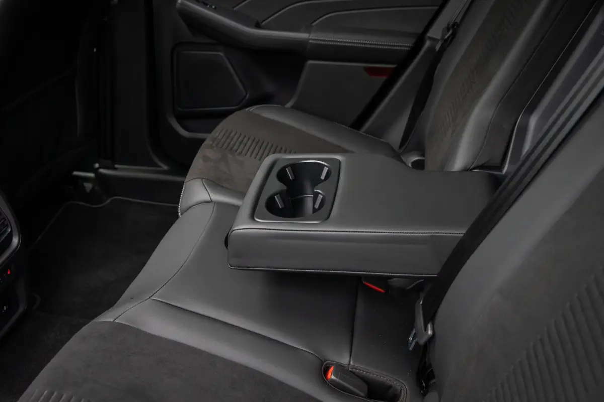 2.5 PHEV Active X | Full options inclusief trekhaak | 2100kg trekgewicht