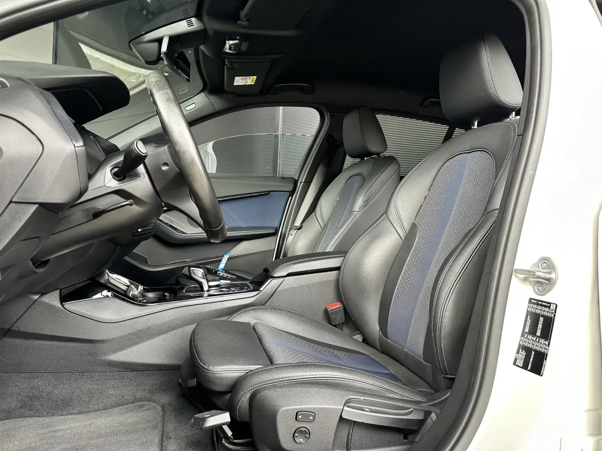 118i | M-SPORT | AUT | LED | Navi PRO | Stoelverwarm. |