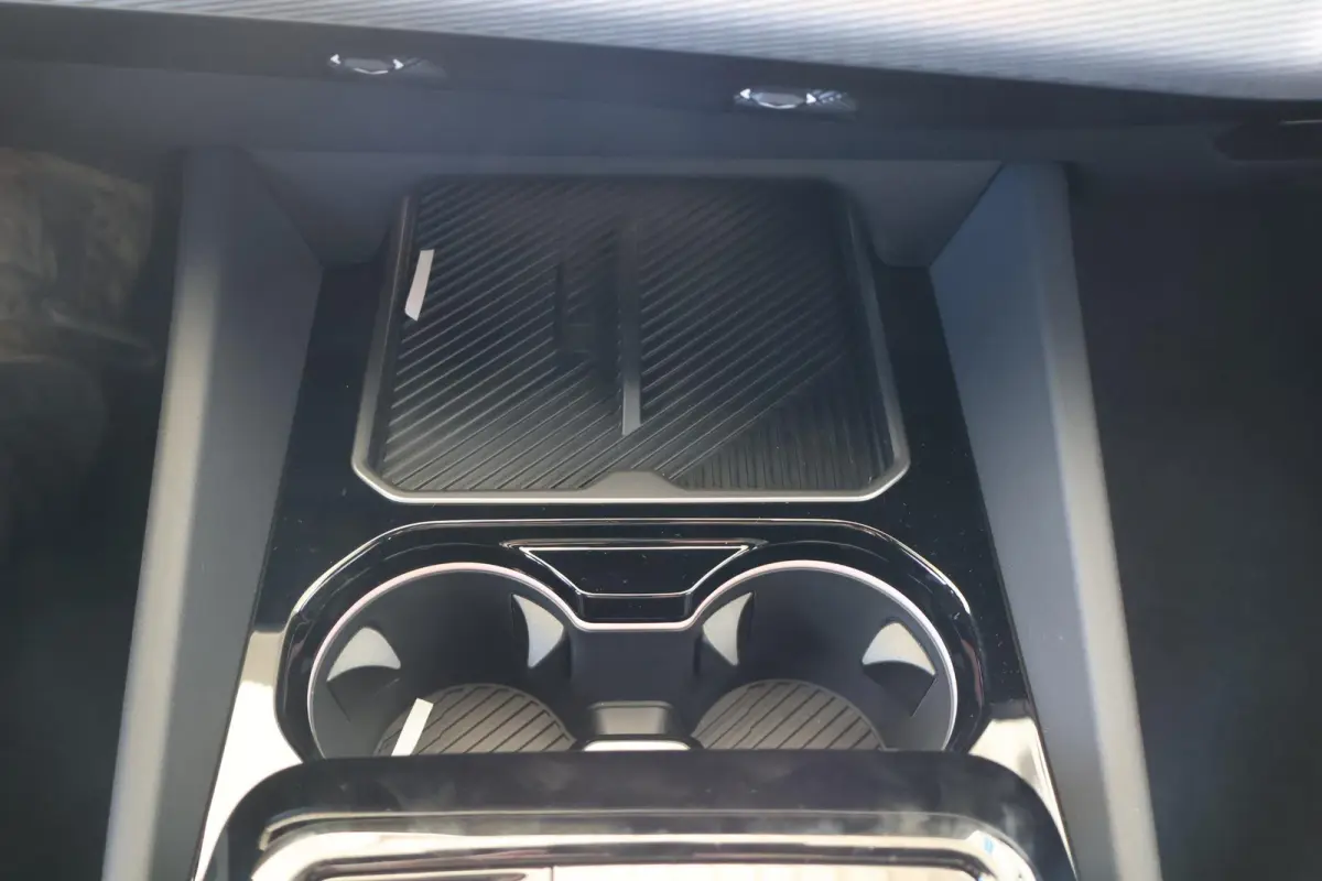 530e M Sport Edition | M Sportpakket Pro | Innovation Pack | Bower & Wilkins | Trekhaak
