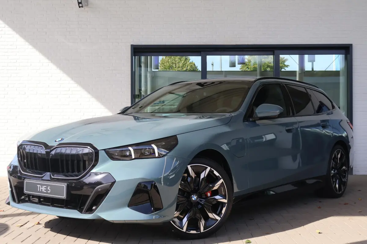 530e M Sport Edition | M Sportpakket Pro | Innovation Pack | Bower & Wilkins | Trekhaak