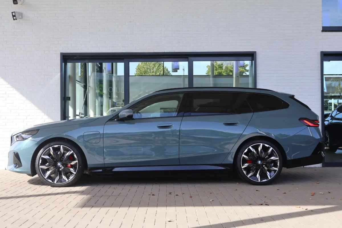 530e M Sport Edition | M Sportpakket Pro | Innovation Pack | Bower & Wilkins | Trekhaak