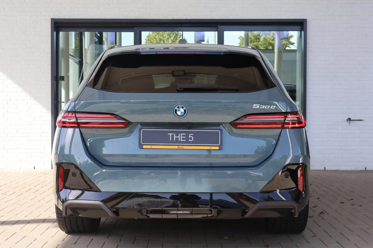 530e M Sport Edition | M Sportpakket Pro | Innovation Pack | Bower & Wilkins | Trekhaak