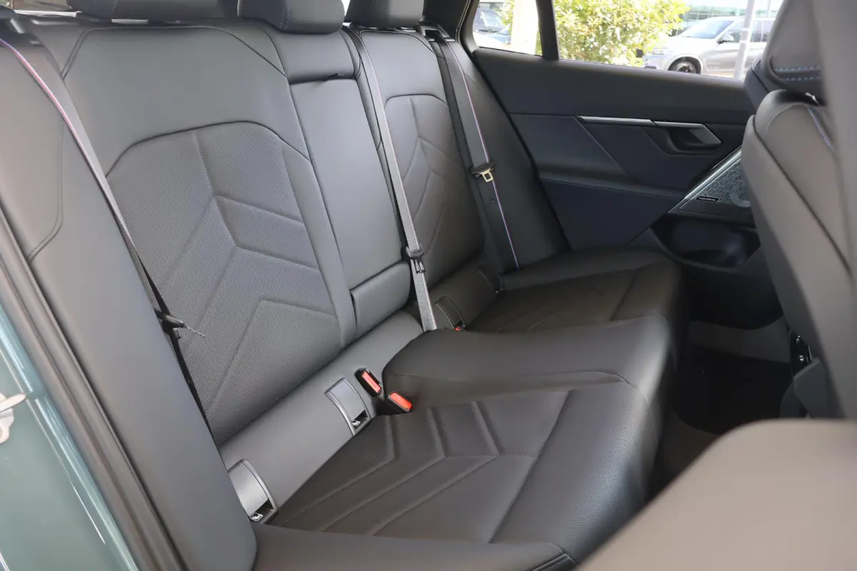 530e M Sport Edition | M Sportpakket Pro | Innovation Pack | Bower & Wilkins | Trekhaak