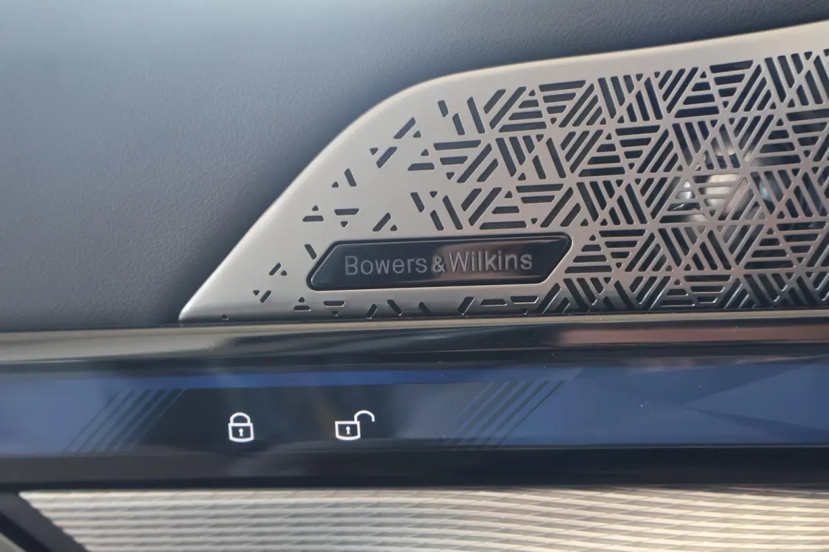 530e M Sport Edition | M Sportpakket Pro | Innovation Pack | Bower & Wilkins | Trekhaak