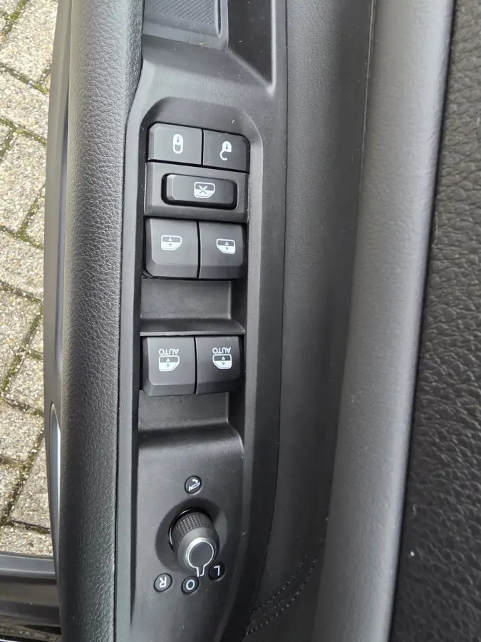 1.5T e-Hybrid Longitude | Winterpakket | Apple/Android CarPlay