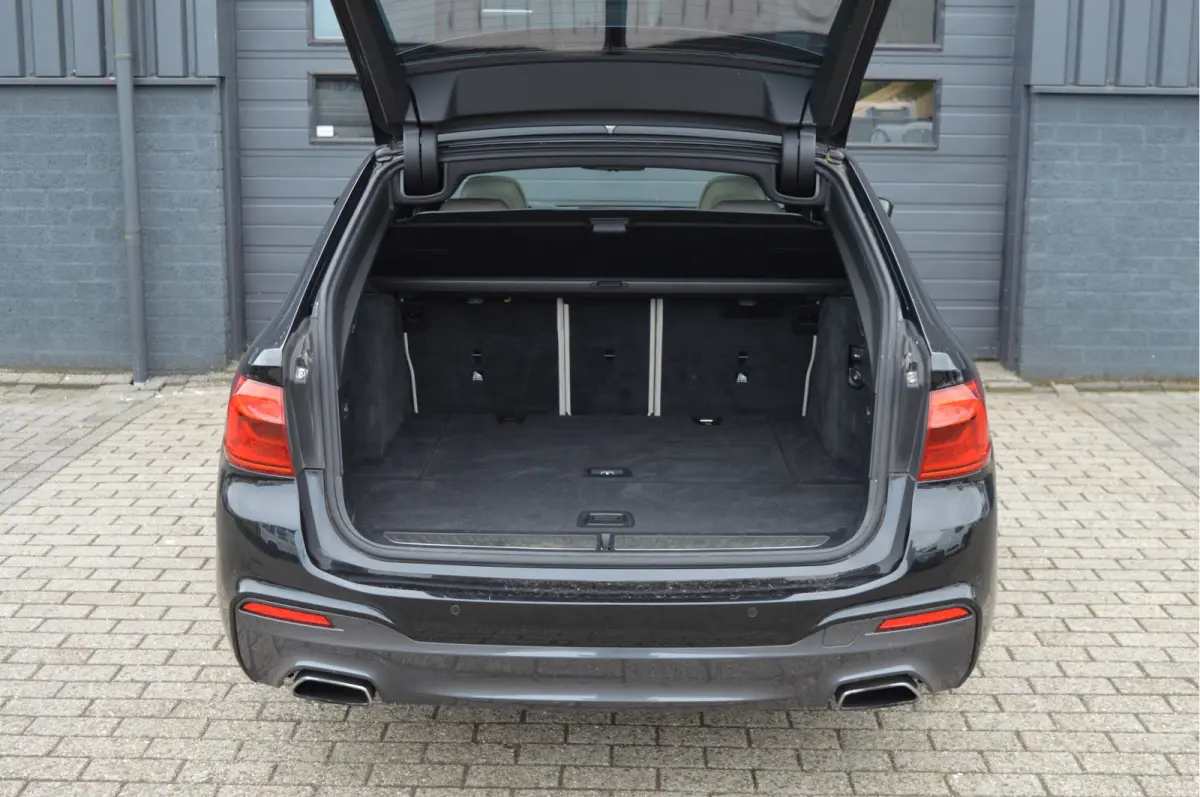 520i High Executive | M-PAKKET | PANO | CAMERA |