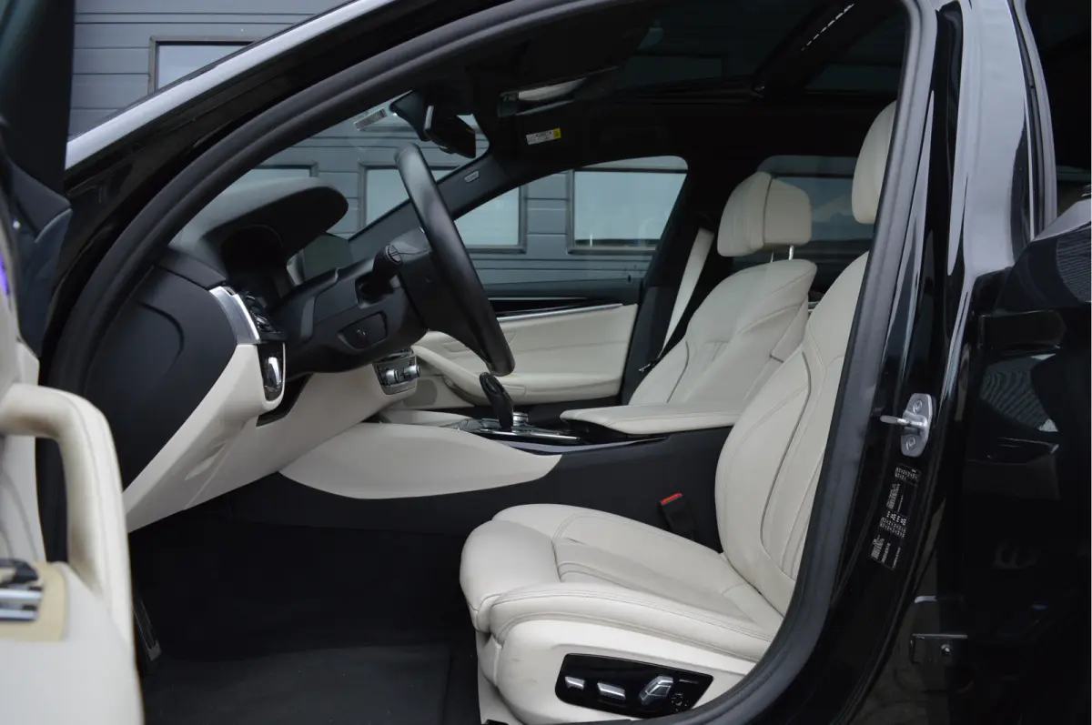 520i High Executive | M-PAKKET | PANO | CAMERA |
