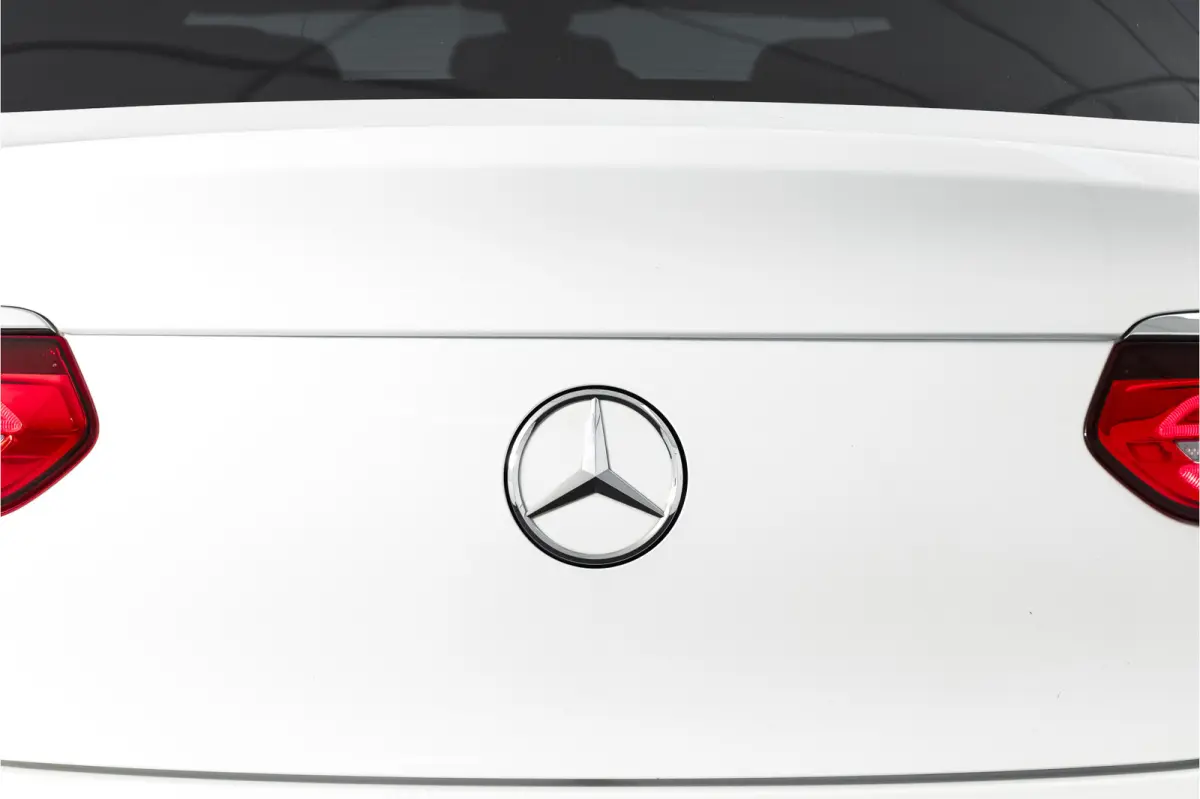 250 4MATIC 211 PK Premium AMG Line | S/K-Panodak | Cruise | Stoelverw. | PDC | Camera | App. Connect | ECC | LM 21" |