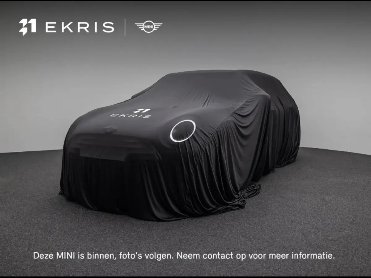 Cooper | Cruise control | Keyless entry | Led koplamen | Achteruitrijcamera | Stoelverwarming