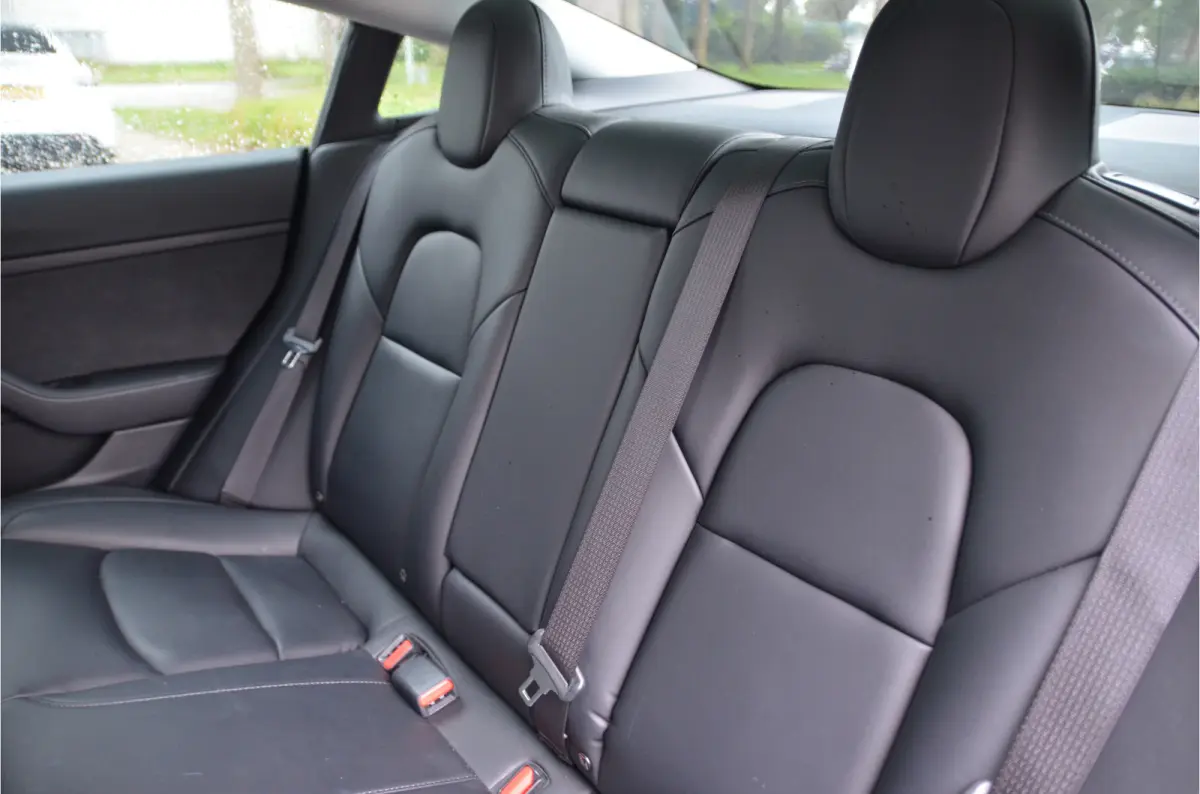 Performance AWD 75 kWh AutoPilot3.0, Warmtepomp