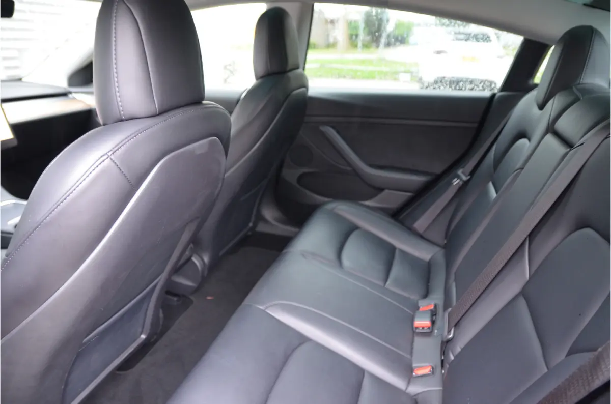 Performance AWD 75 kWh AutoPilot3.0, Warmtepomp