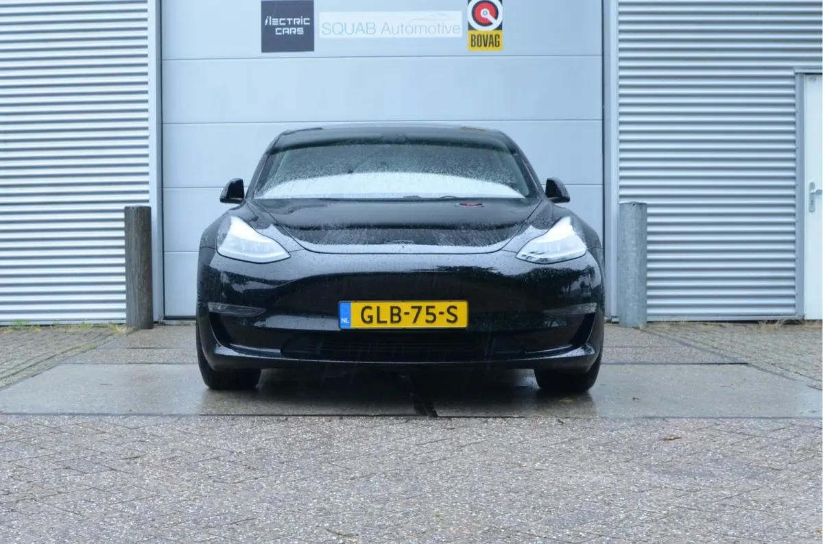 Performance AWD 75 kWh AutoPilot3.0, Warmtepomp