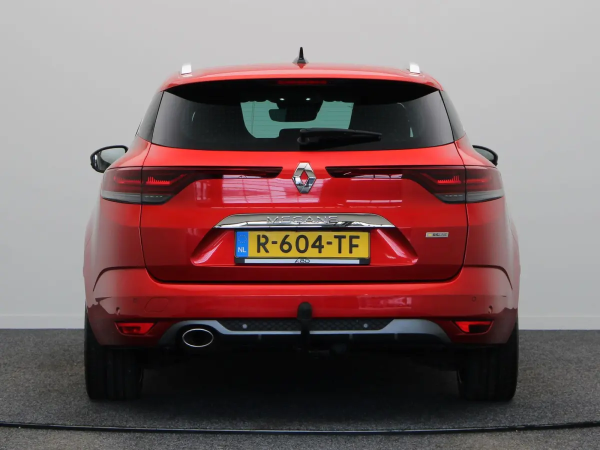 1.3 TCe R.S. Line | Automaat | Trekhaak | Headup Display | Stoel Verwarming | 1700 KG Trekgewicht |