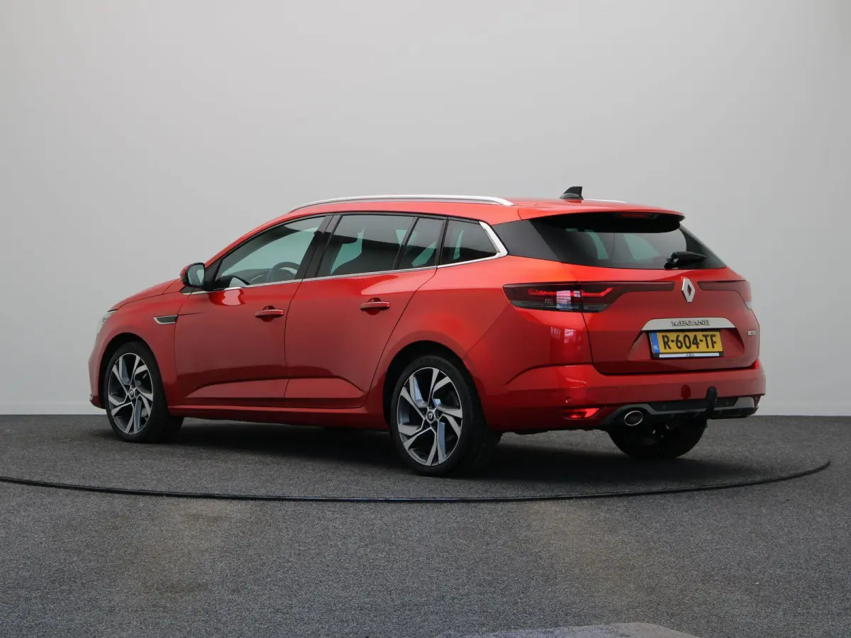 1.3 TCe R.S. Line | Automaat | Trekhaak | Headup Display | Stoel Verwarming | 1700 KG Trekgewicht |