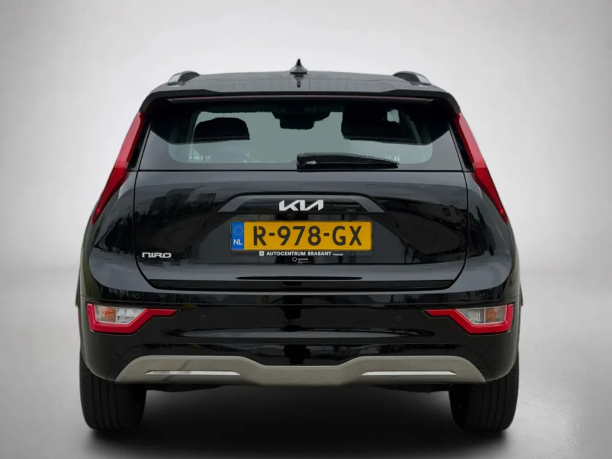 DynamicLine 64.8 kWh SOH 99% (NL-auto, 1e Eig, Dealer OndH, Navi, Carplay, Camera, ParkeerS, Lane Assist, ActiveC, Etc