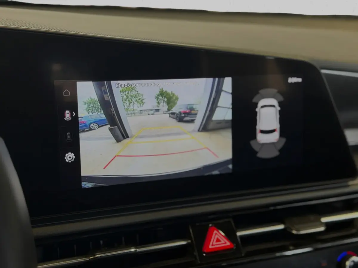 DynamicLine 64.8 kWh SOH 99% (NL-auto, 1e Eig, Dealer OndH, Navi, Carplay, Camera, ParkeerS, Lane Assist, ActiveC, Etc