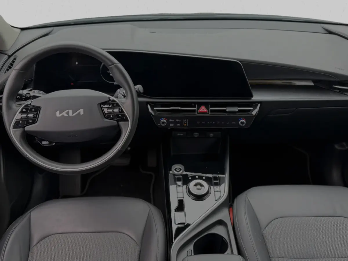 DynamicLine 64.8 kWh SOH 99% (NL-auto, 1e Eig, Dealer OndH, Navi, Carplay, Camera, ParkeerS, Lane Assist, ActiveC, Etc